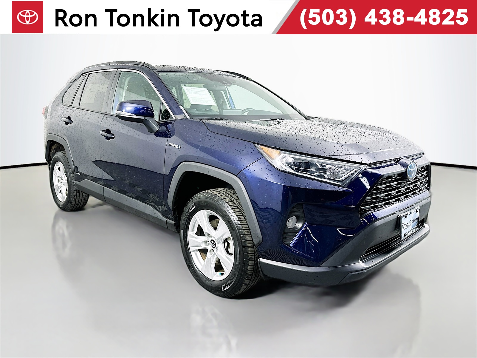 2020 Toyota RAV4 XLE's photo