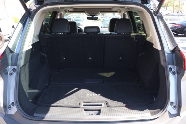 2023 Nissan Rogue SL photo 12