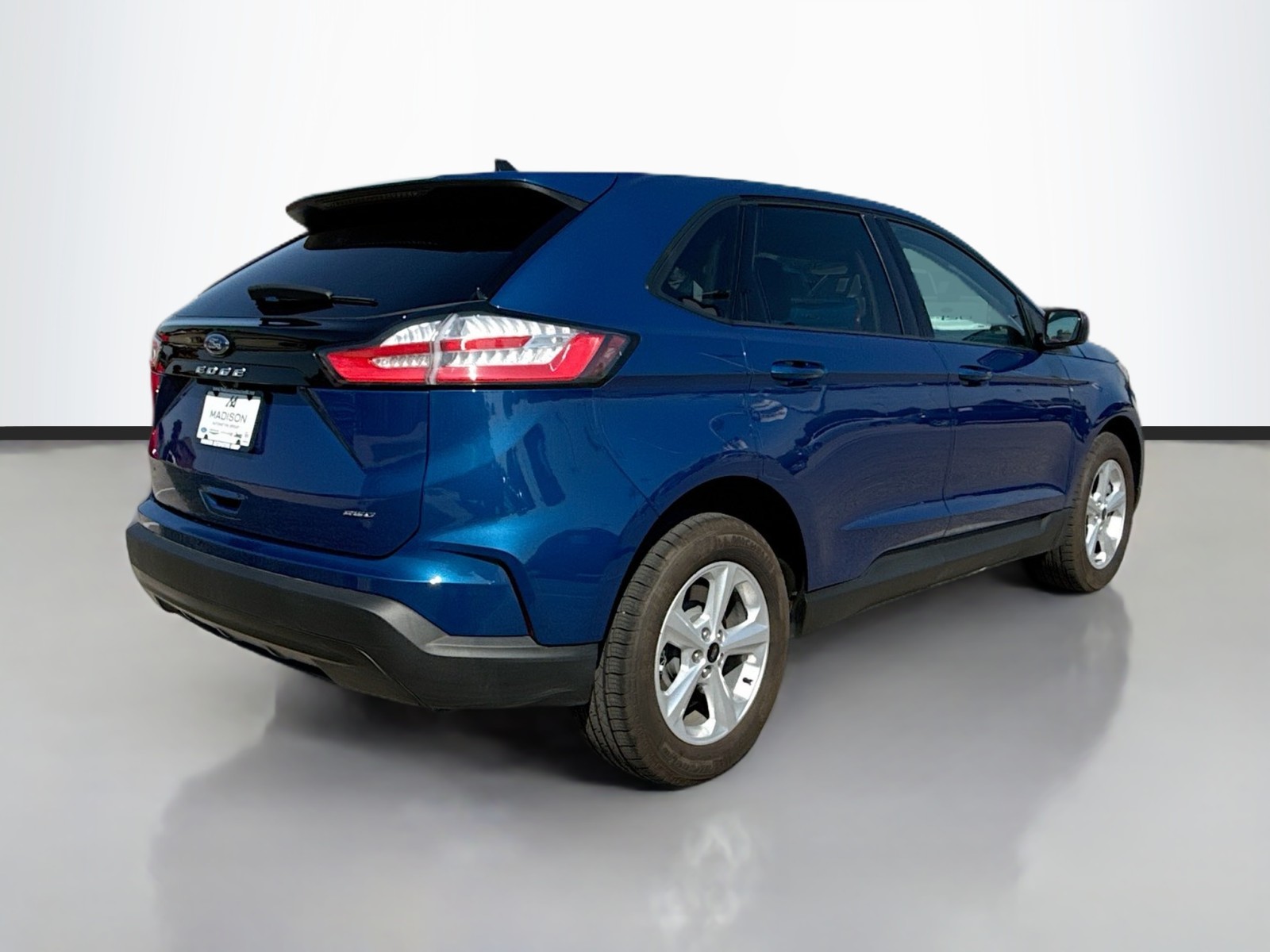 2024 Ford Edge SE photo 5
