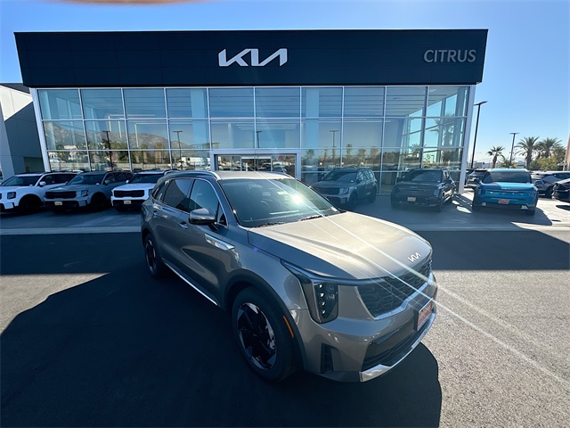 2026 Kia Sorento EX Hybrid's photo