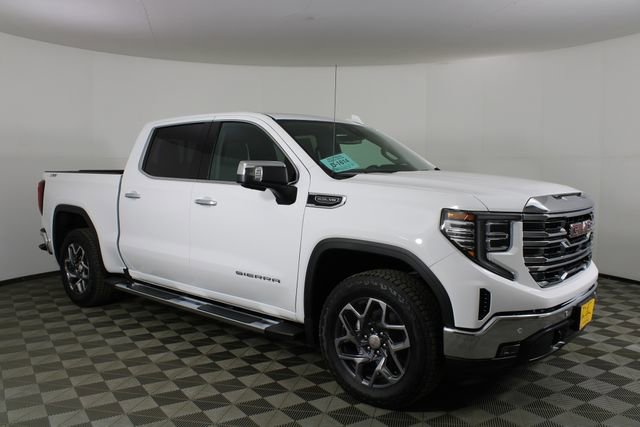 2026 GMC Sierra 1500 SLT's photo