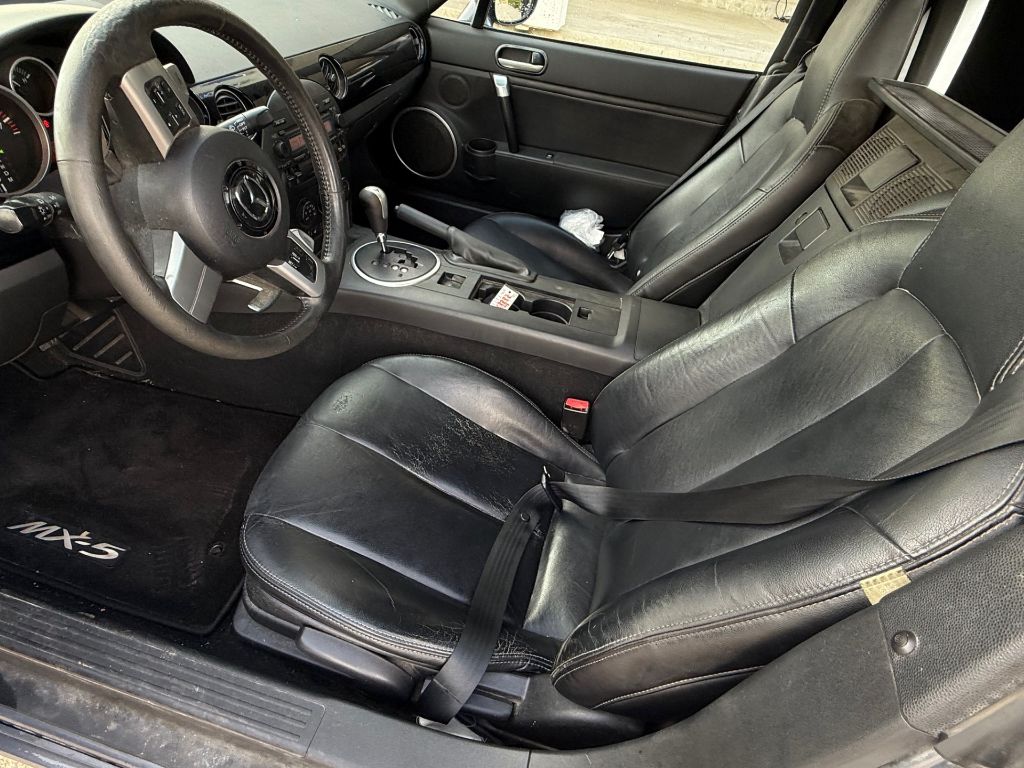 2008 Mazda MX-5 Miata Miata Grand Touring photo 2