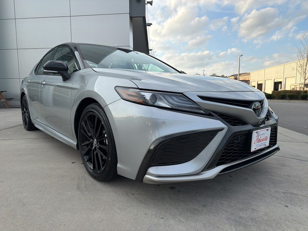 2024 Toyota Camry XSE's photo