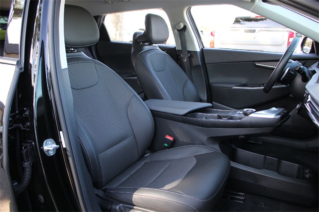 2024 Kia EV6 Light Wind photo 21