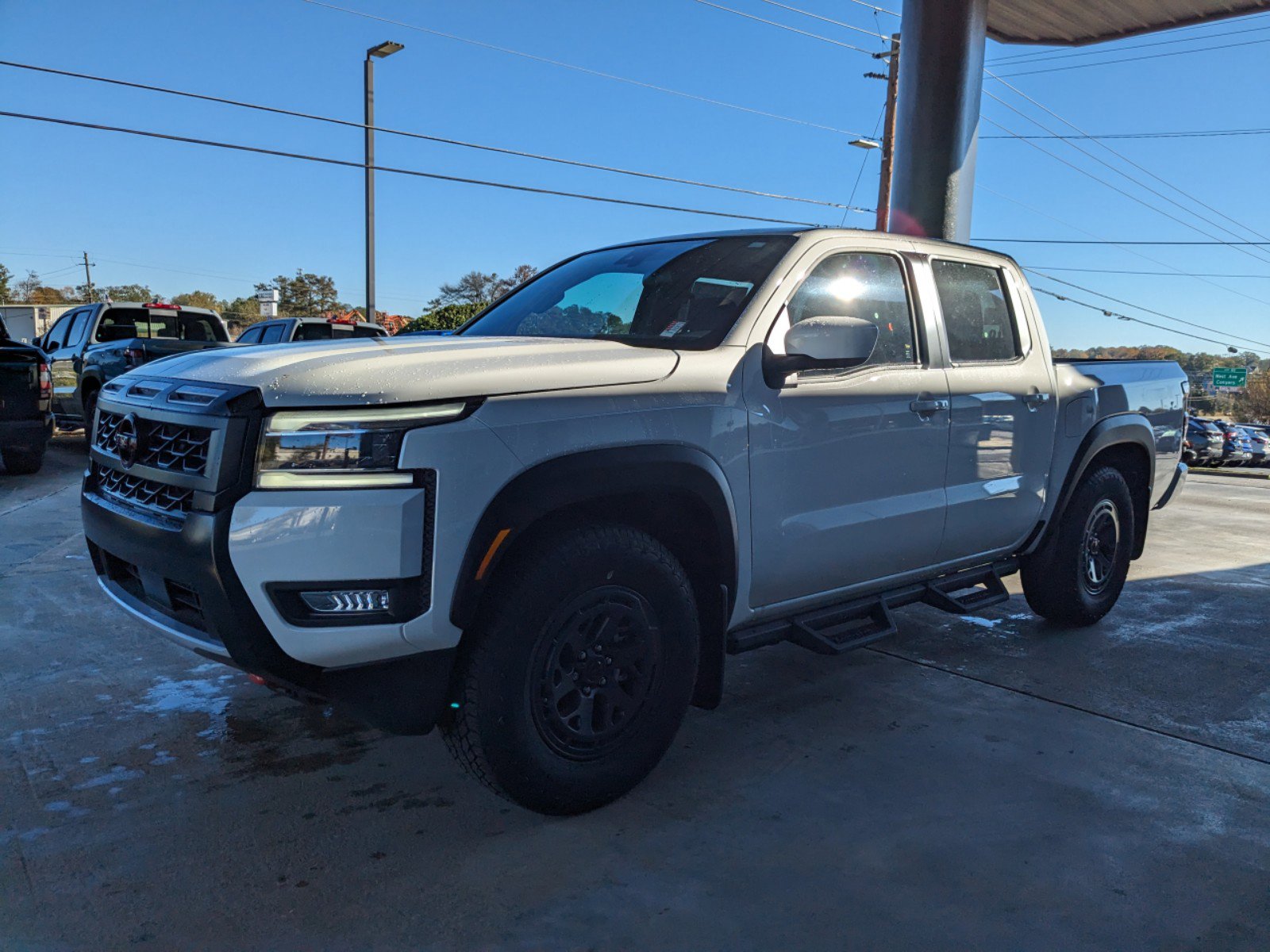 2025 Nissan Frontier Crew Cab PRO-X photo 6