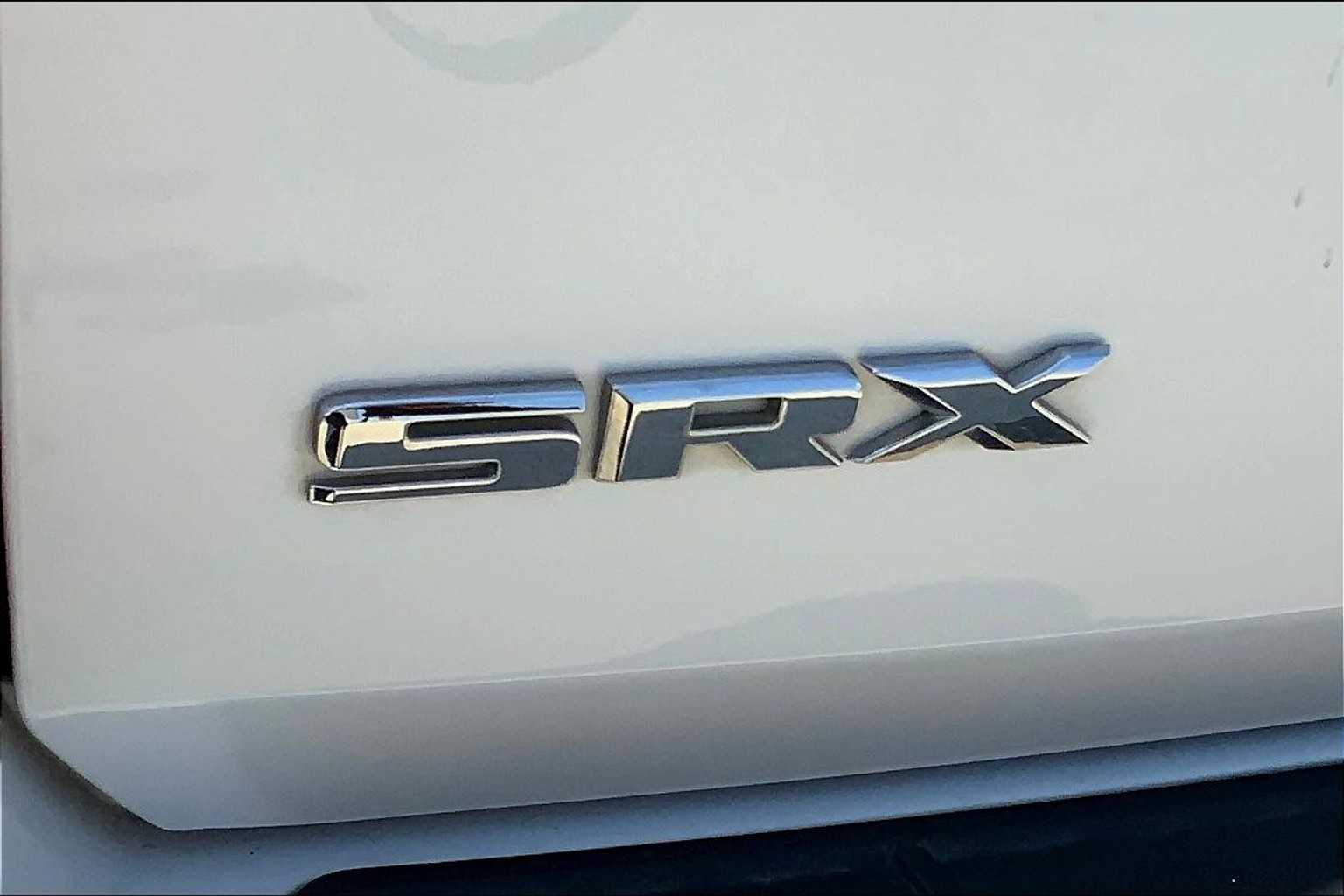 2015 Cadillac SRX Luxury photo 28