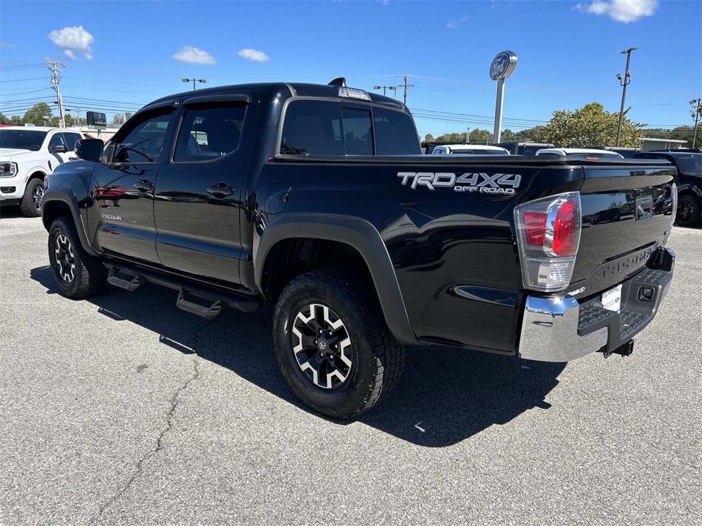 2020 Toyota Tacoma TRD Off-Road photo 6