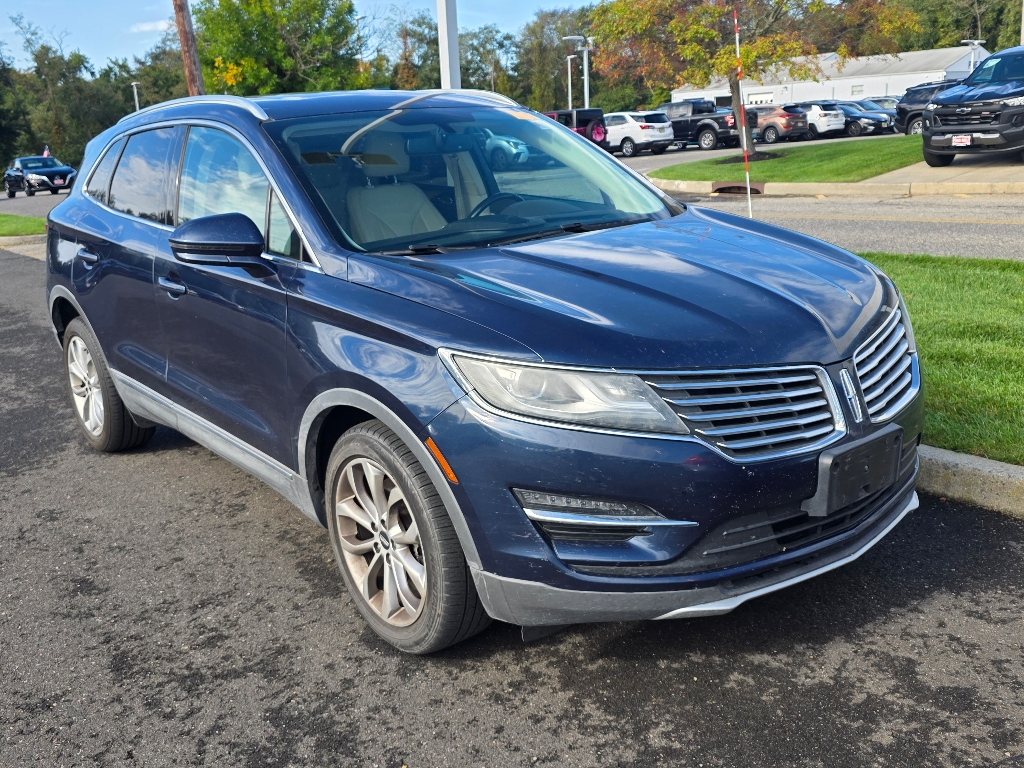 2015 Lincoln MKC Base photo 2