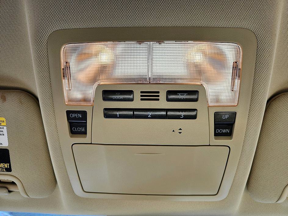 2019 Toyota Highlander XLE photo 21
