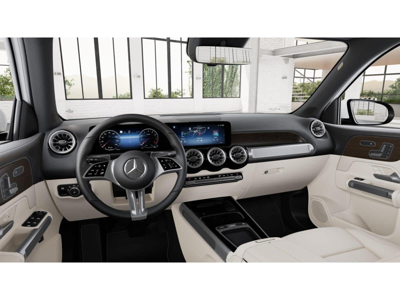 2025 Mercedes Benz GLB 250 photo 3