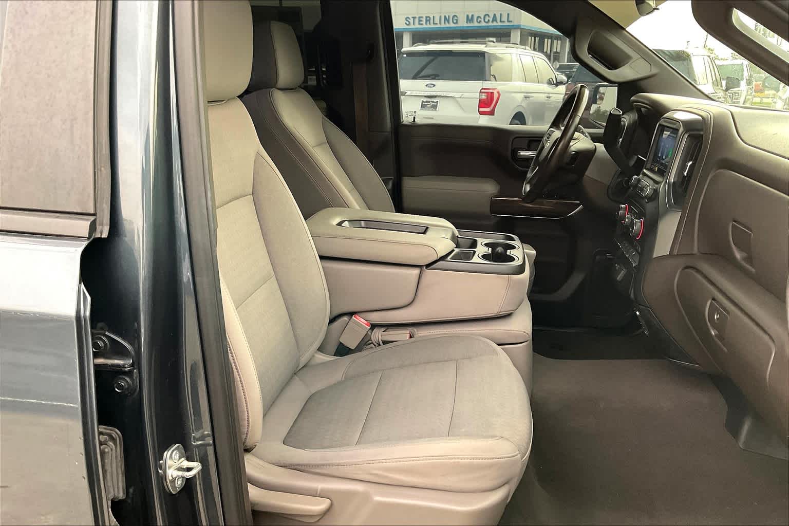 2019 Chevrolet Silverado 1500 LT photo 5