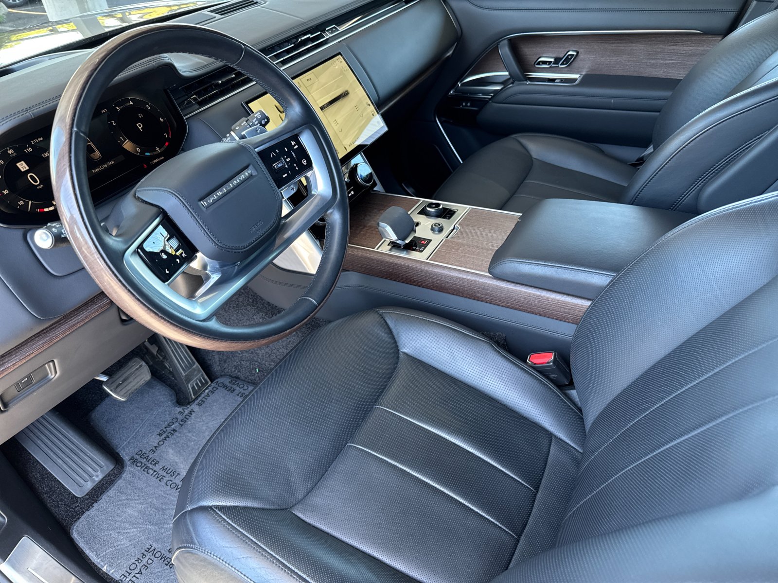 2023 Land Rover Range Rover Autobiography photo 11