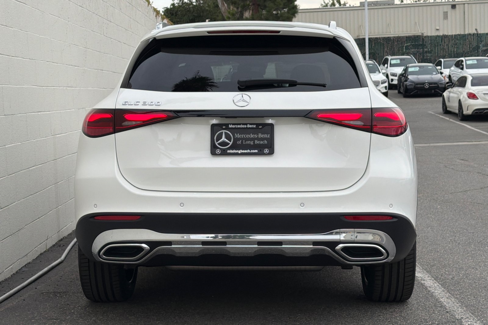 2026 Mercedes Benz GLC 300 photo 3