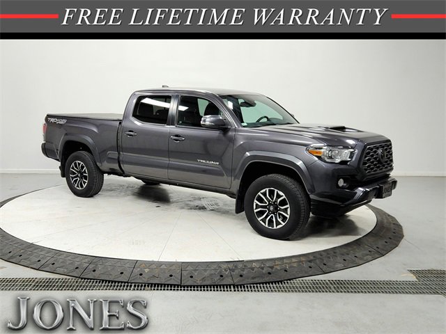 2022 Toyota Tacoma TRD Sport's photo