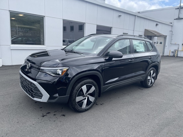 2025 Volkswagen Taos S photo 2