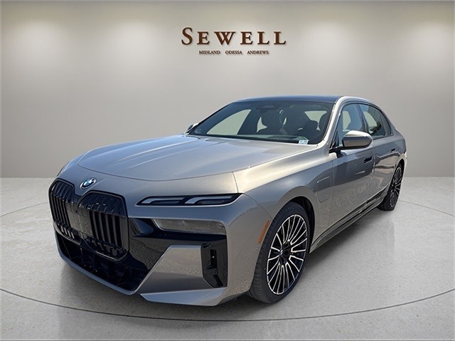 2025 BMW 7 Series 750e xDrive