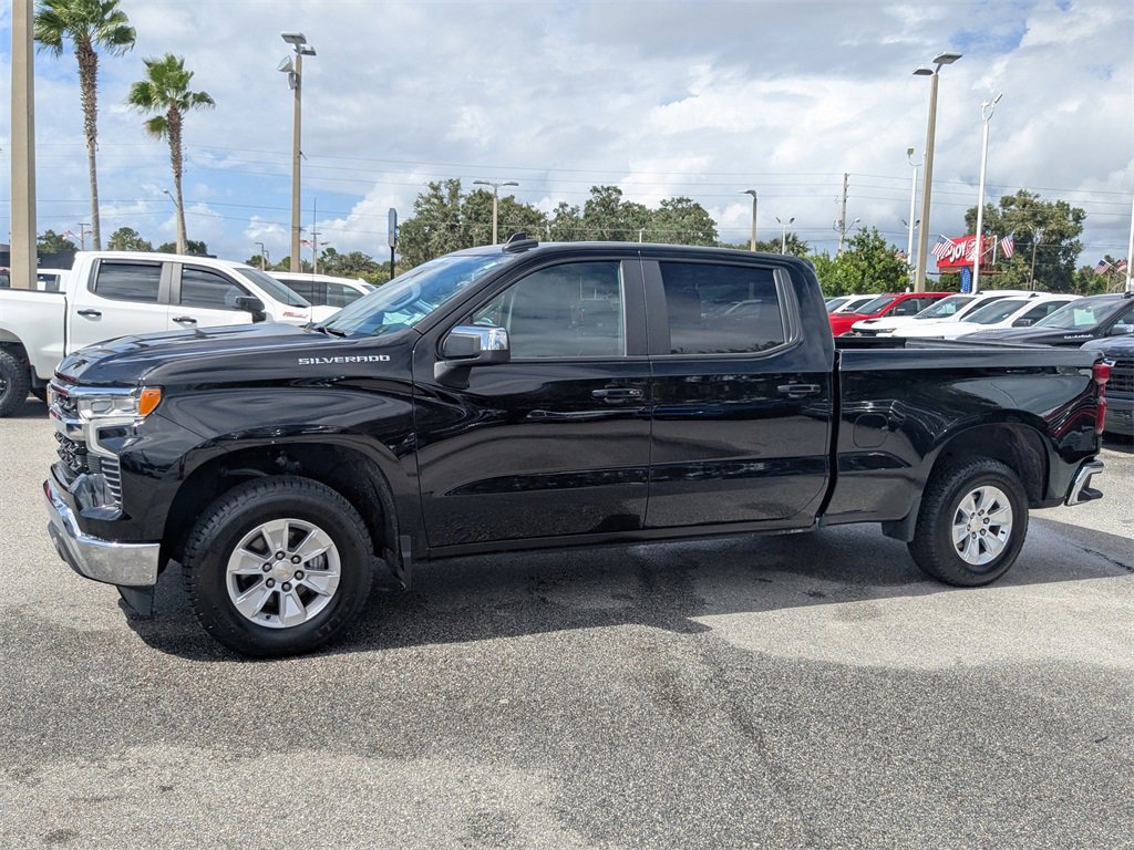 2024 Chevrolet Silverado 1500 LT photo 8