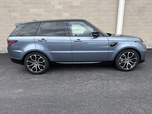 2018 Land Rover Range Rover Sport HSE photo 2