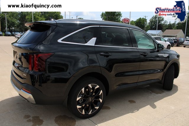 2025 Kia Sorento EX photo 4