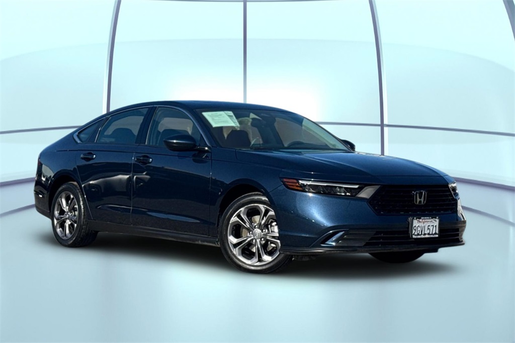 2023 Honda Accord EX photo 2
