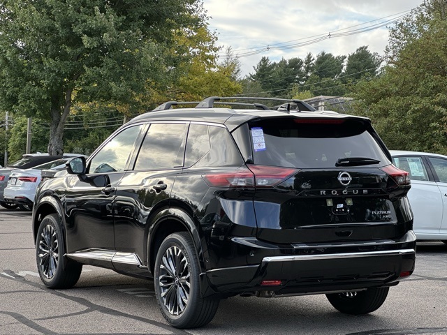 2026 Nissan Rogue Platinum photo 3