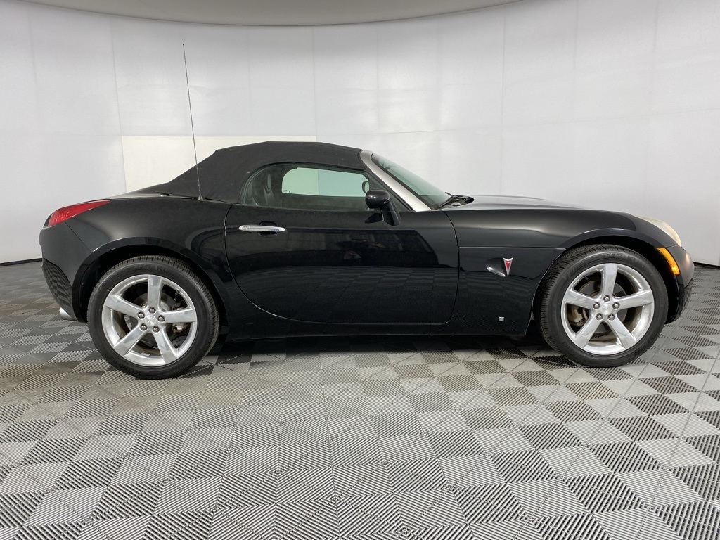 2007 Pontiac Solstice Base Convertible photo 10