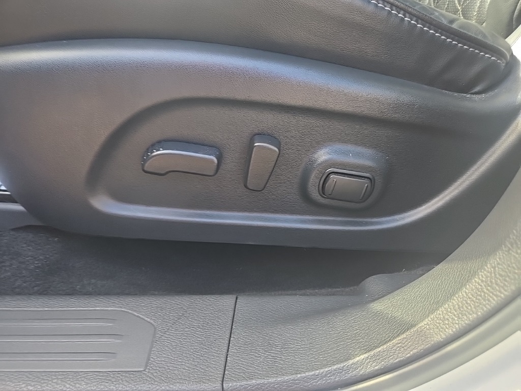 2020 Nissan Murano Platinum photo 10
