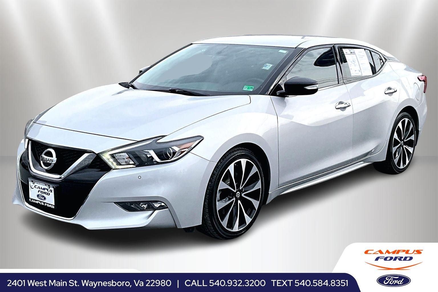 2018 Nissan Maxima SR's photo