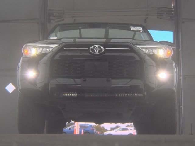 2024 Toyota 4Runner SR5 Premium photo 4