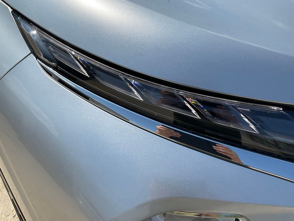 2023 Mitsubishi Outlander SE photo 3