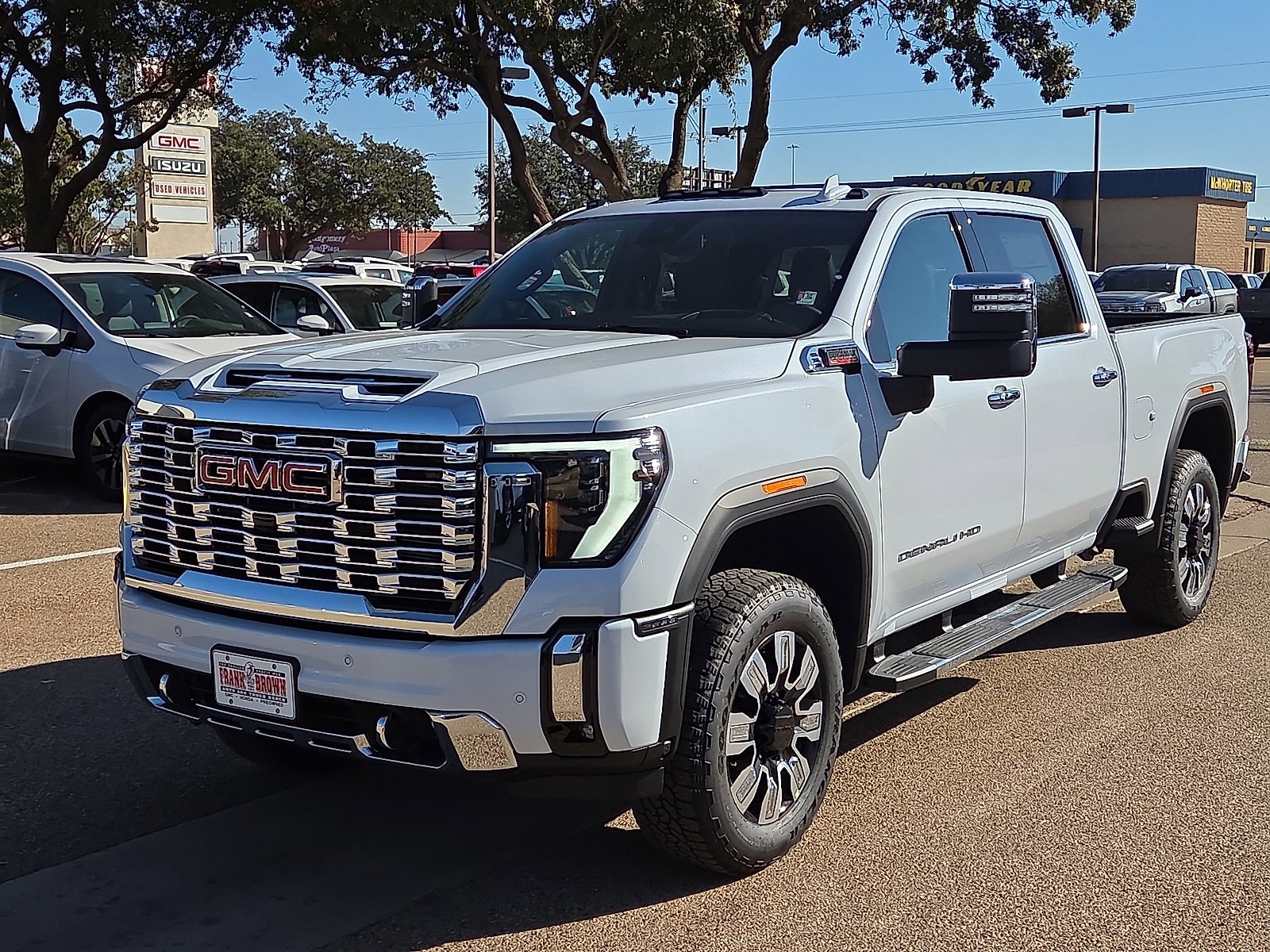 2026 GMC Sierra 2500HD Denali's photo