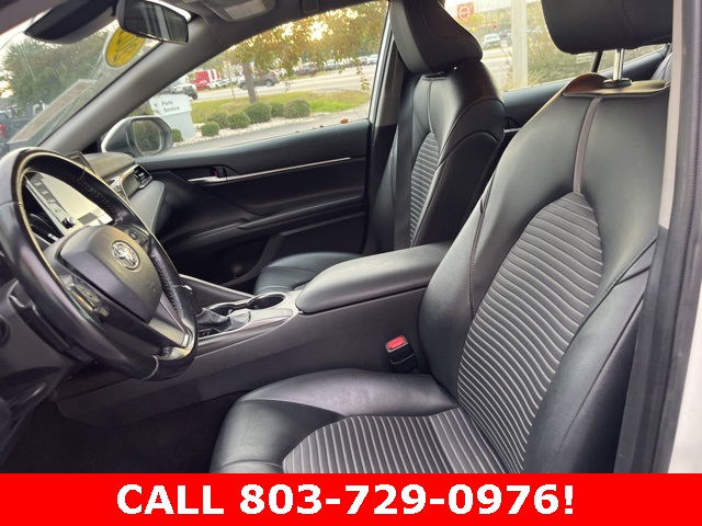 2021 Toyota Camry SE photo 7