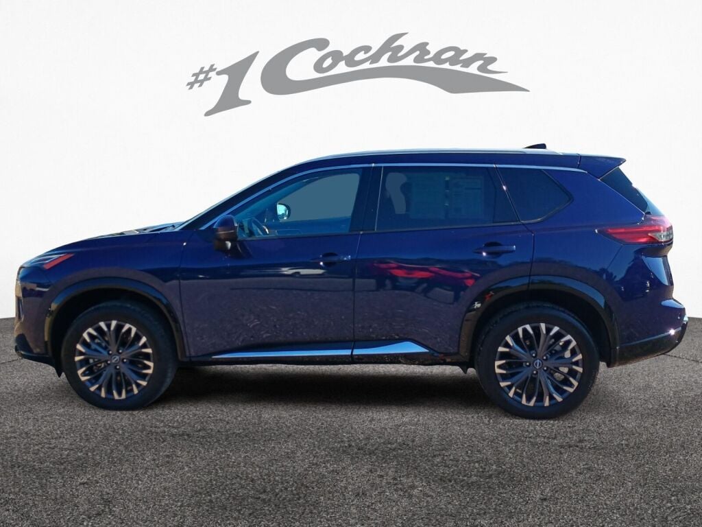 2025 Nissan Rogue Platinum photo 4