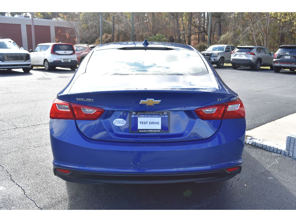 2023 Chevrolet Malibu 1LT photo 4