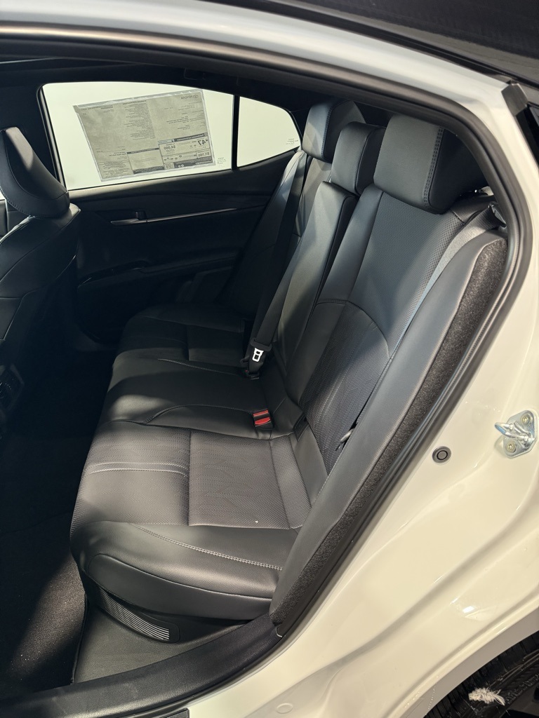 2025 Toyota Camry photo 20