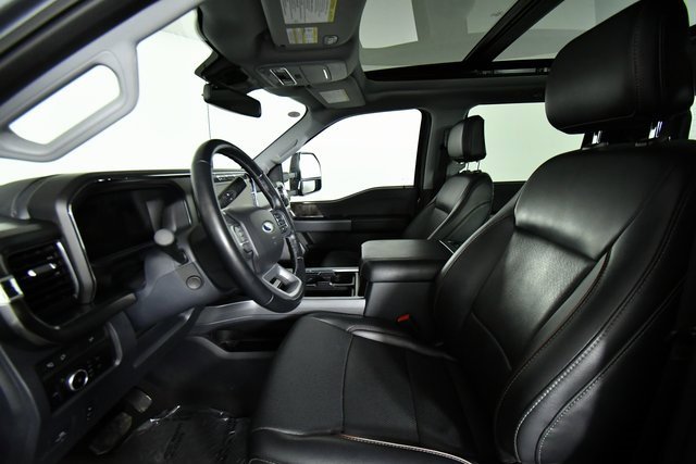 2024 Ford F-350 Lariat photo 3