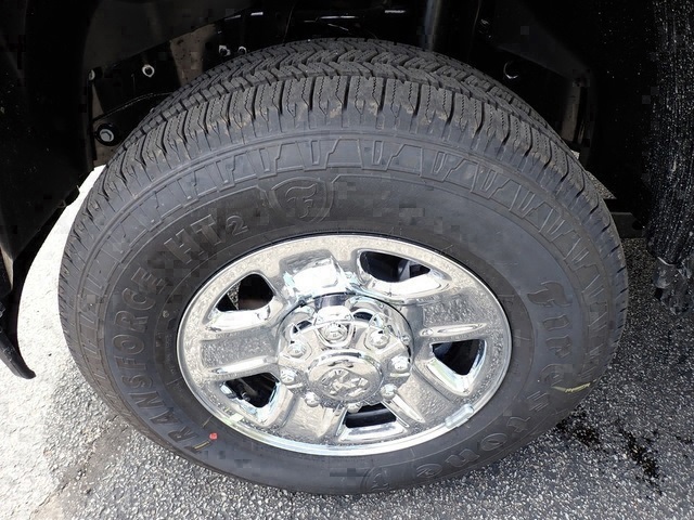 2025 Ram 2500 Tradesman photo 11