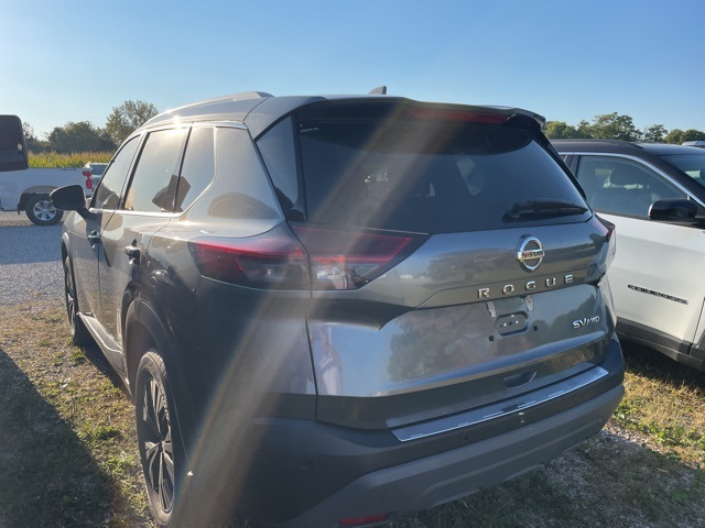 2021 Nissan Rogue SV photo 7
