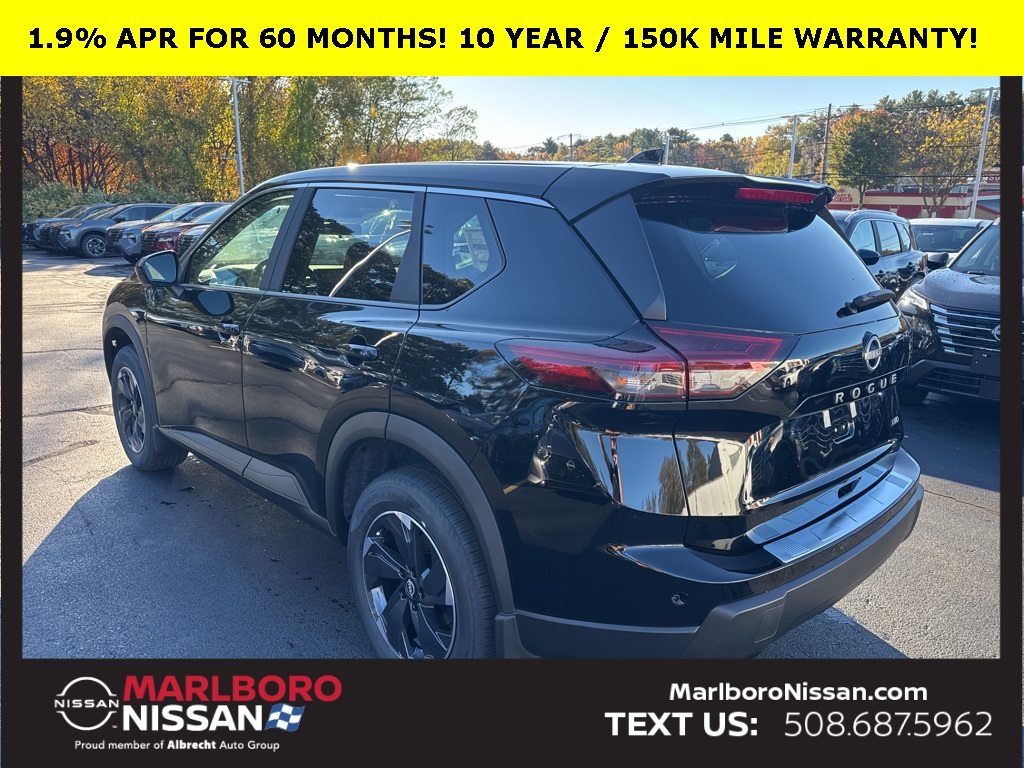 2026 Nissan Rogue SV photo 2