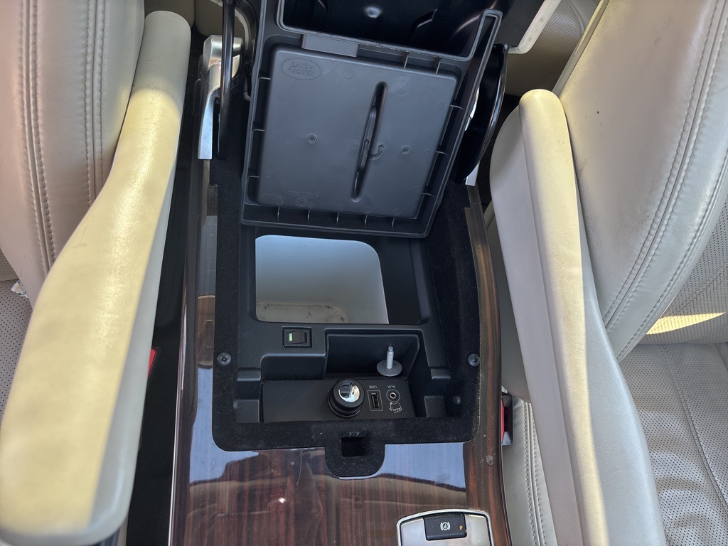 2015 Land Rover Range Rover SuperCharged photo 33