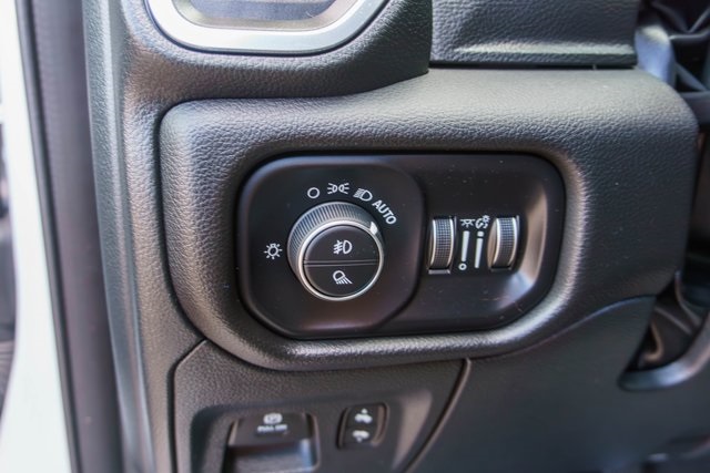 2025 Ram 1500 Laramie photo 12