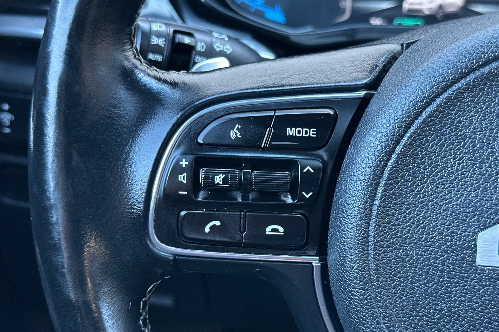 2022 Kia Niro EX Premium photo 28