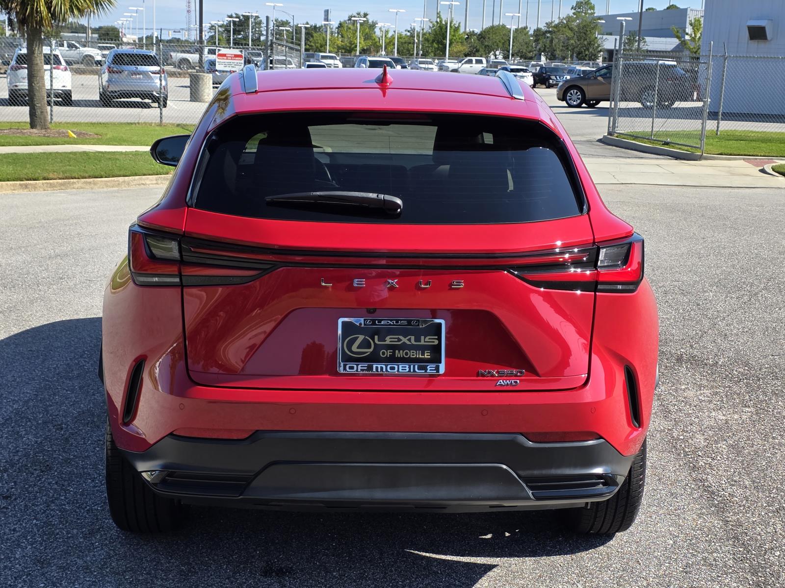 2022 Lexus NX 350 Premium photo 3