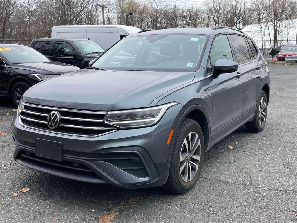 2022 Volkswagen Tiguan S photo 3