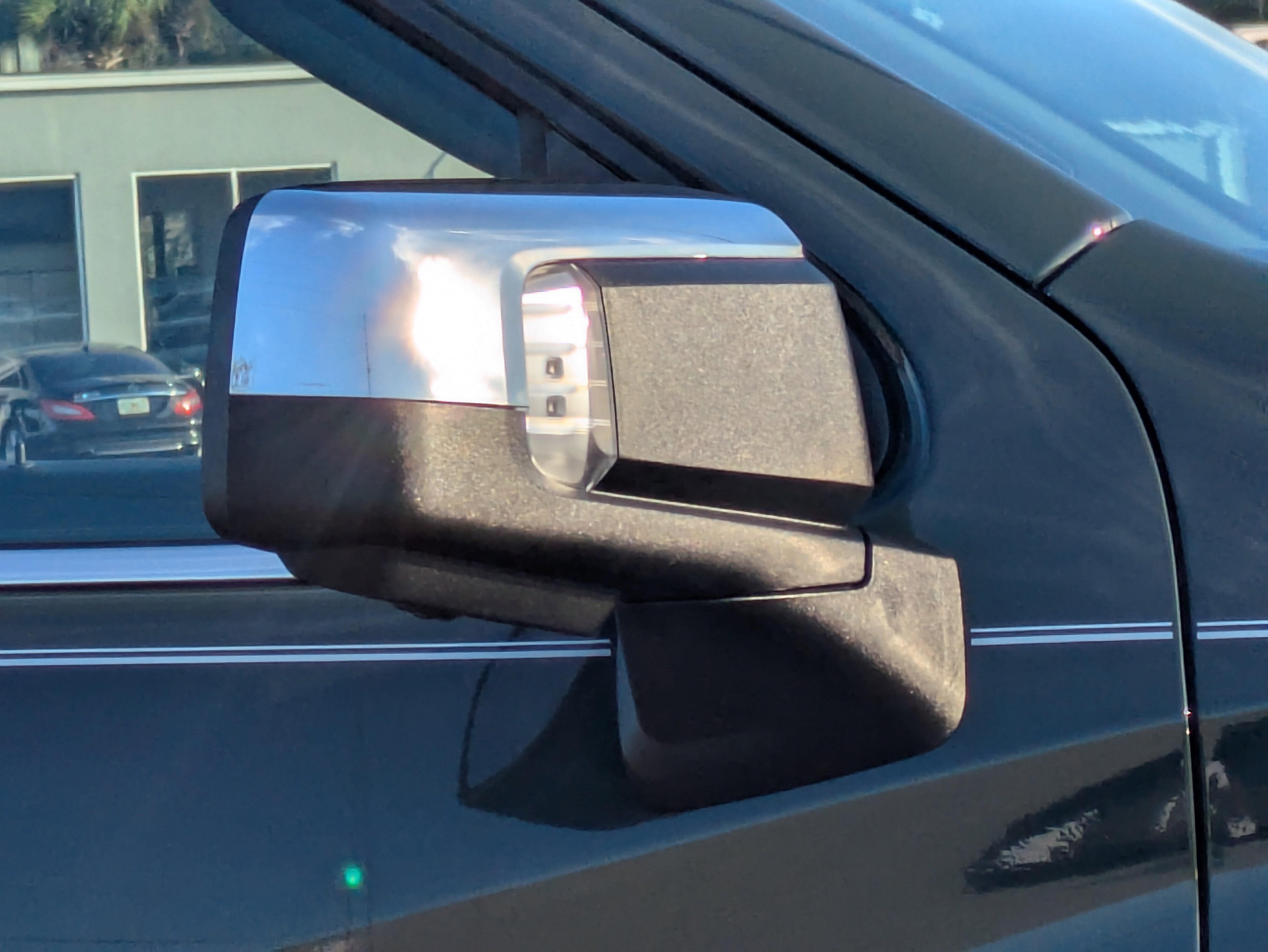 2026 Chevrolet Silverado 1500 LTZ photo 2