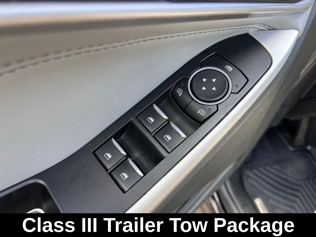 2021 Ford Explorer XLT photo 15
