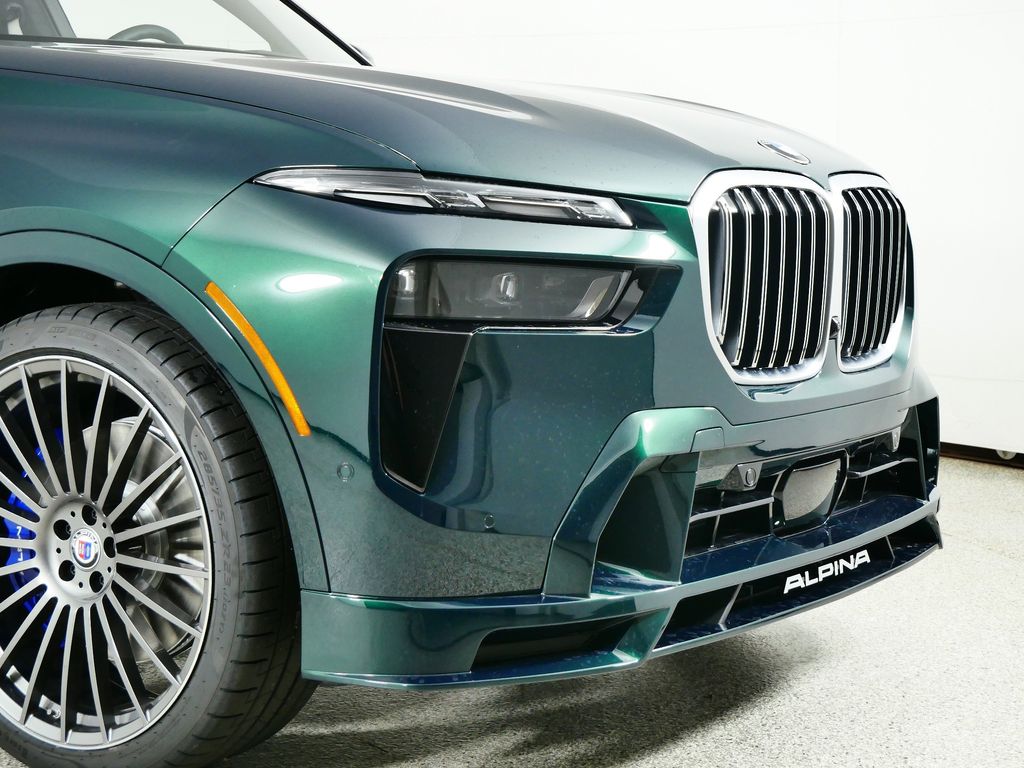 New 2026 Special Order Color BMW ALPINA XB7 image 3