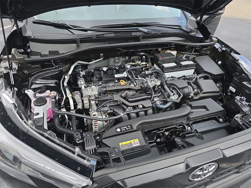 2026 Toyota Corolla Cross LE photo 27