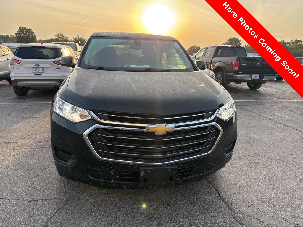 Used 2018 Chevrolet Traverse LS with VIN 1GNERFKW0JJ160978 for sale in Kansas City