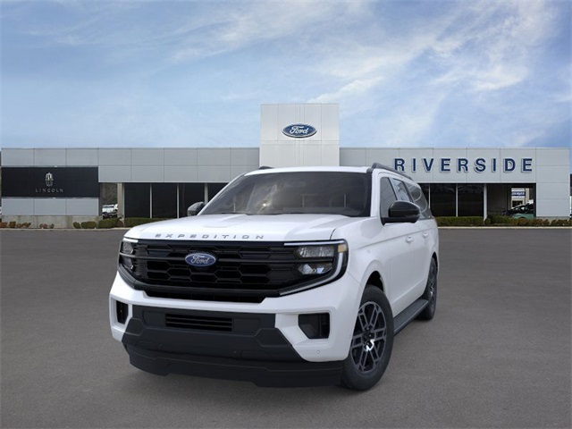 2025 Ford Expedition MAX photo 2